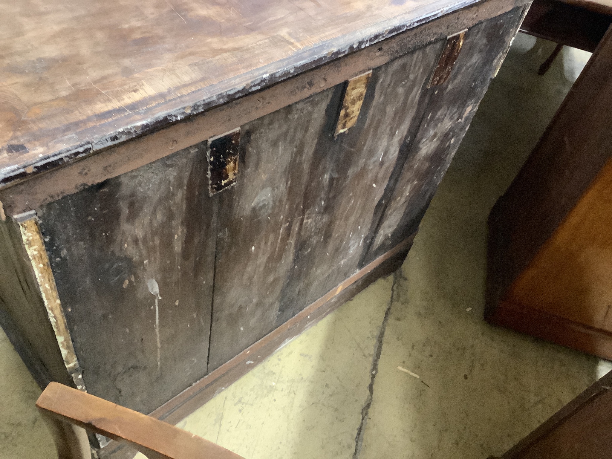 A mid 18th century banded walnut chest. W-90, D-52, H-87cm.